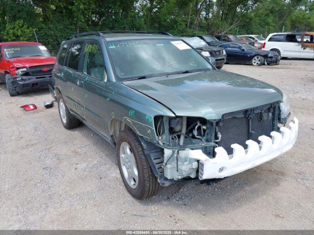  Salvage Toyota Highlander