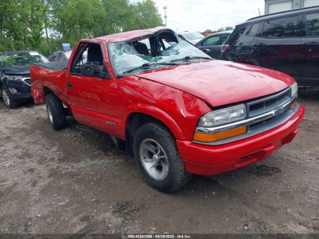  Salvage Chevrolet S-10