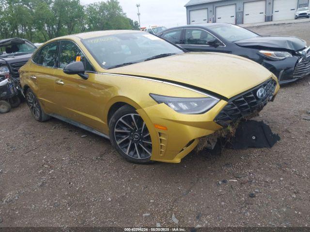  Salvage Hyundai SONATA