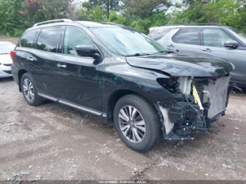  Salvage Nissan Pathfinder