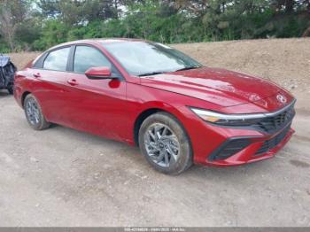  Salvage Hyundai ELANTRA