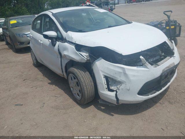  Salvage Ford Fiesta