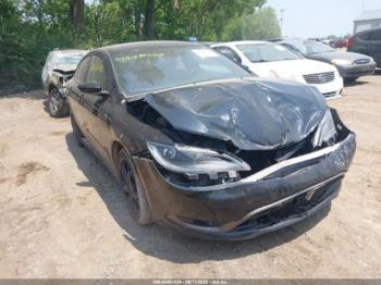  Salvage Chrysler 200