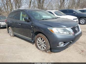  Salvage Nissan Pathfinder