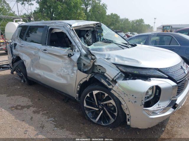  Salvage Mitsubishi Outlander