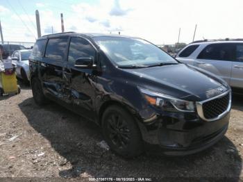  Salvage Kia Sedona