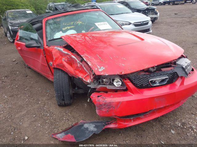  Salvage Ford Mustang