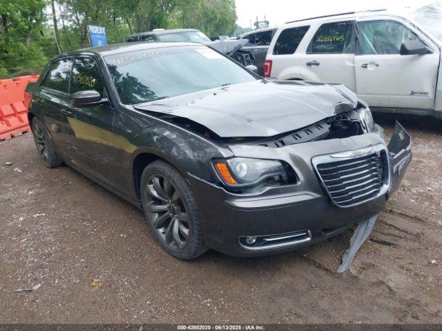 Salvage Chrysler 300