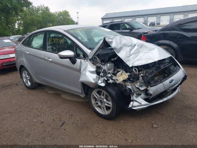  Salvage Ford Fiesta