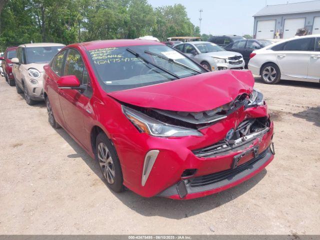  Salvage Toyota Prius