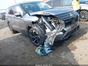  Salvage Mitsubishi Outlander