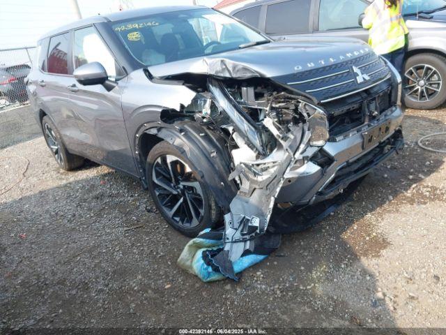  Salvage Mitsubishi Outlander