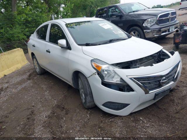  Salvage Nissan Versa
