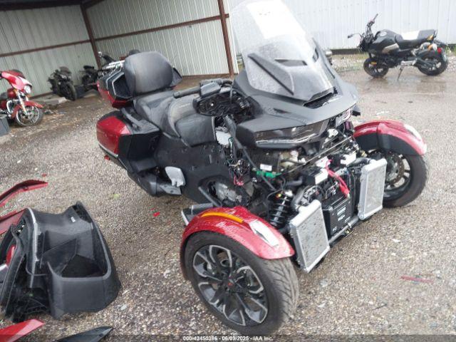  Salvage Can-Am Spyder Roadster