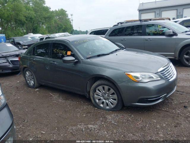  Salvage Chrysler 200