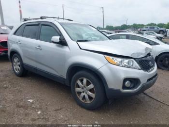  Salvage Kia Sorento