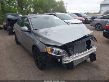  Salvage Volvo S60