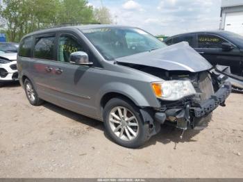  Salvage Chrysler Town & Country