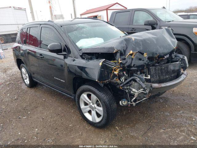  Salvage Jeep Compass