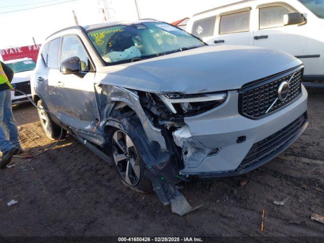  Salvage Volvo XC40