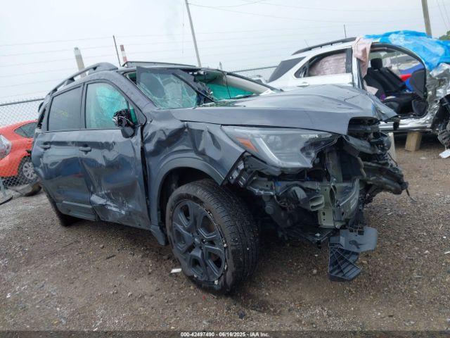  Salvage Subaru Ascent