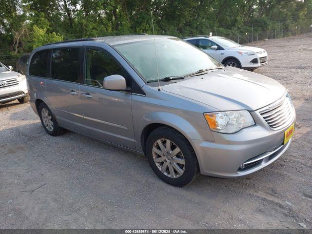  Salvage Chrysler Town & Country