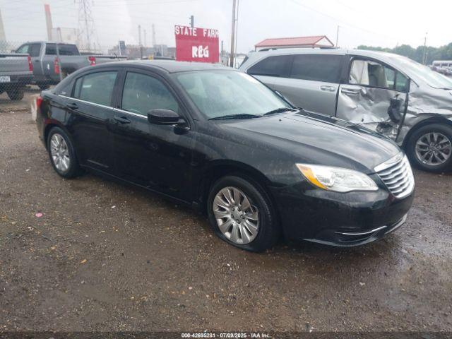 Salvage Chrysler 200