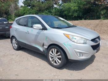  Salvage Hyundai TUCSON