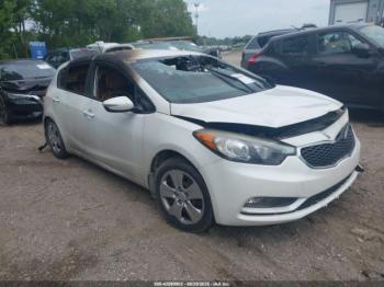  Salvage Kia Forte