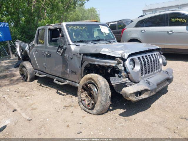  Salvage Jeep Gladiator