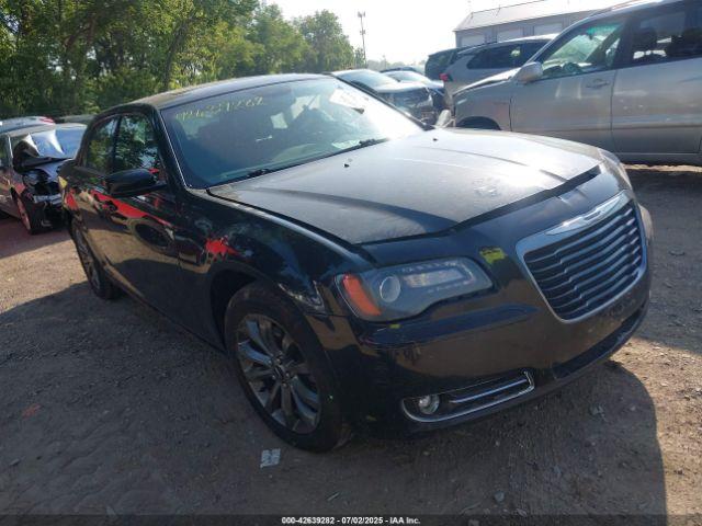  Salvage Chrysler 300