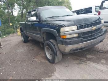  Salvage Chevrolet Silverado 2500