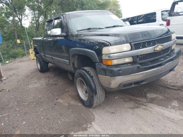  Salvage Chevrolet Silverado 2500