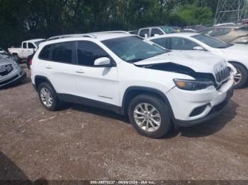  Salvage Jeep Cherokee