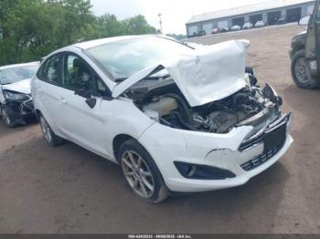  Salvage Ford Fiesta