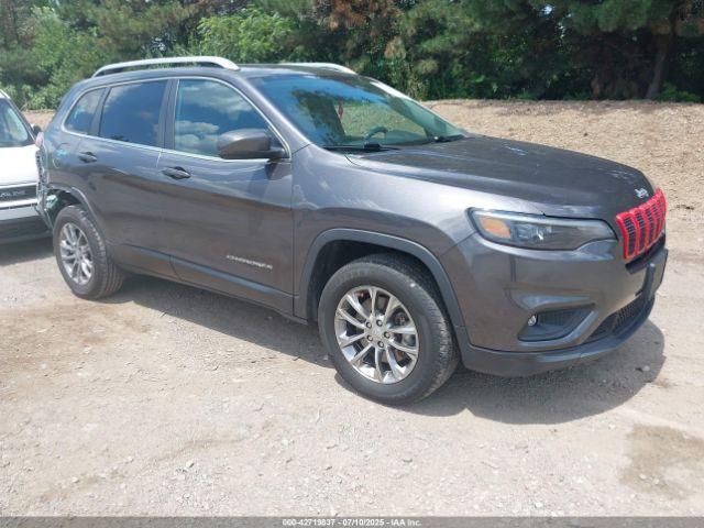  Salvage Jeep Cherokee