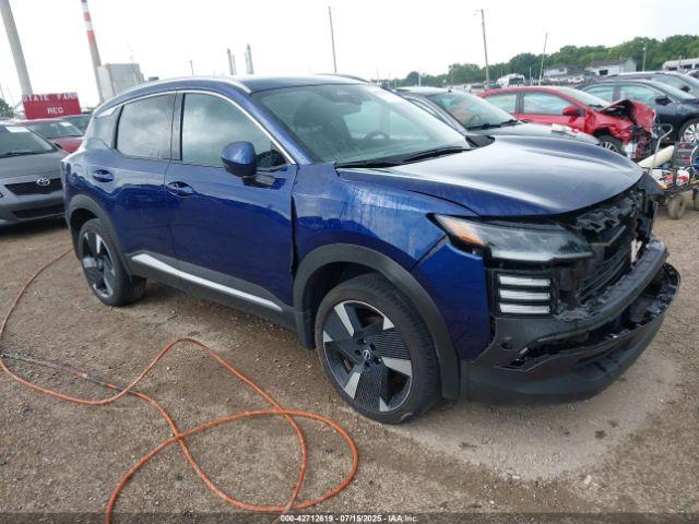  Salvage Nissan Kicks