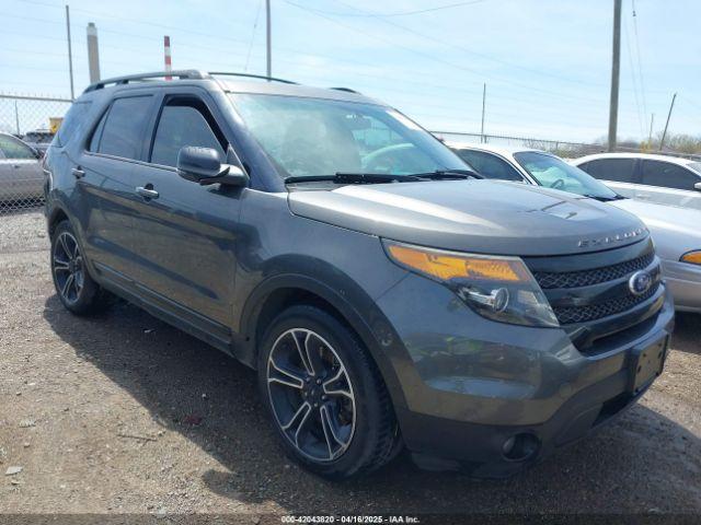  Salvage Ford Explorer