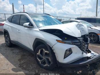  Salvage Hyundai TUCSON