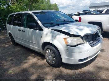  Salvage Chrysler Town & Country