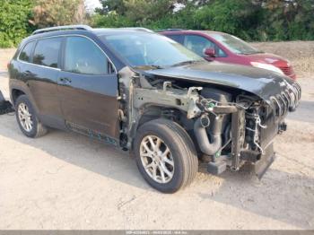  Salvage Jeep Cherokee