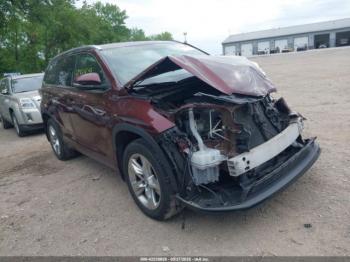  Salvage Toyota Highlander