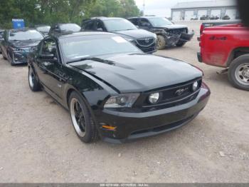 Salvage Ford Mustang
