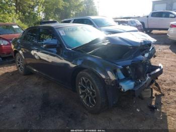  Salvage Chrysler 300