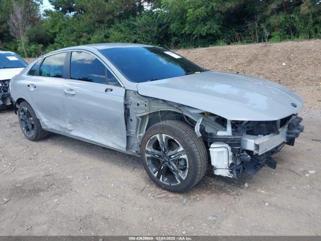  Salvage Kia K5