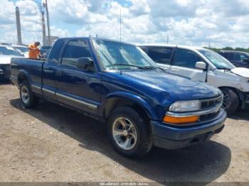  Salvage Chevrolet S-10
