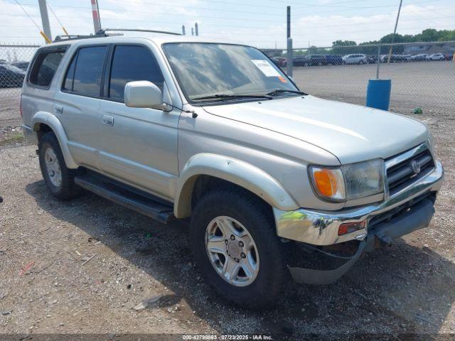  Salvage Toyota 4Runner
