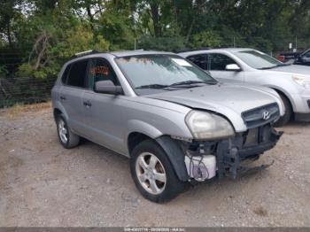  Salvage Hyundai TUCSON