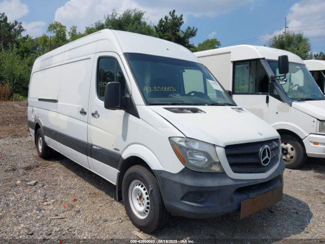  Salvage Mercedes-Benz Sprinter 2500