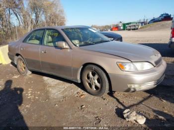  Salvage Lexus Es
